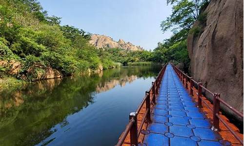 嵖岈山风景区旅游攻略_嵖岈山风景区介绍